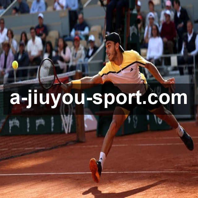 卡雷拉斯获得银卡拉贝尔奖，姐姐保拉代替出席领奖